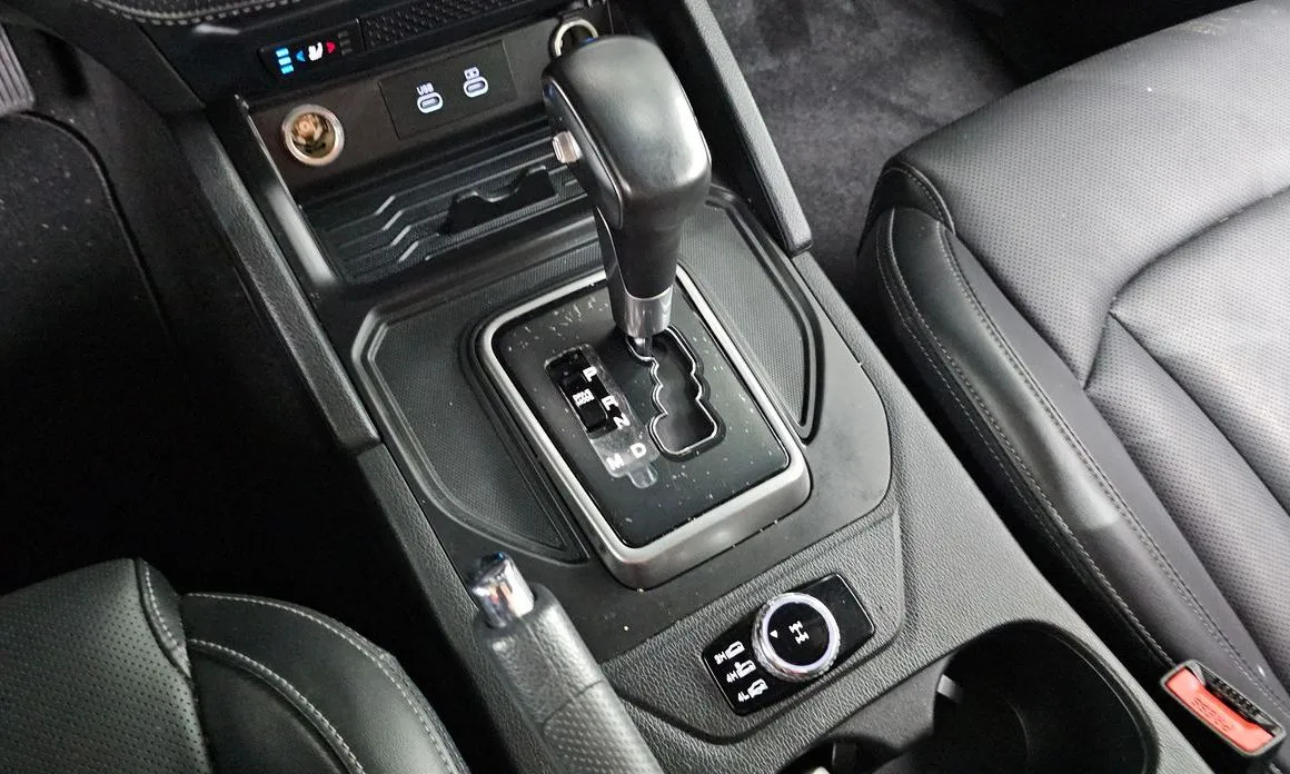 KG Mobility (Ssangyong) Rexton — фото 9