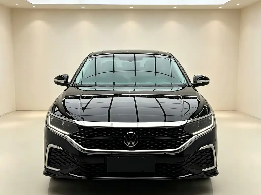 Volkswagen Passat — фото 4