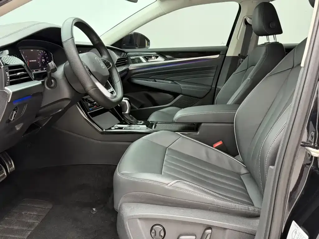 Volkswagen Passat — фото 7