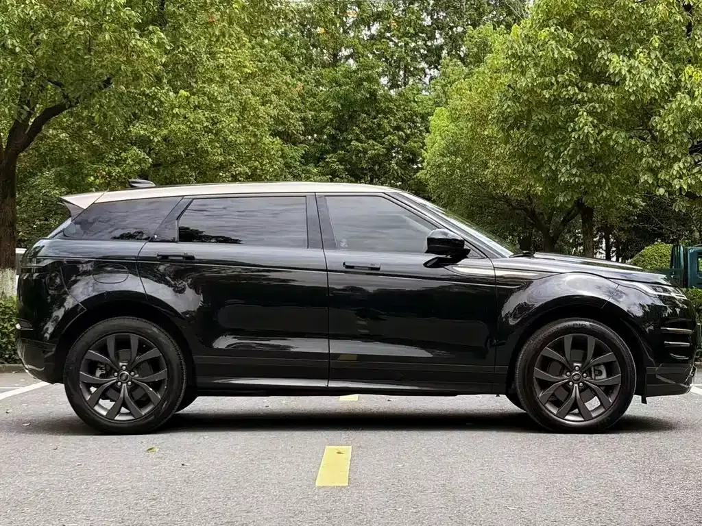 Land Rover Evoque — фото 6