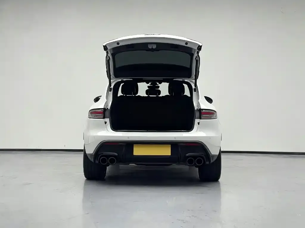 Porsche Macan — фото 10