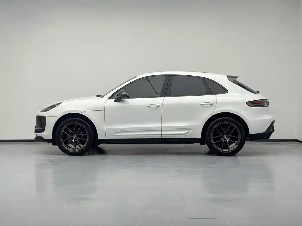 Porsche Macan — фото 7