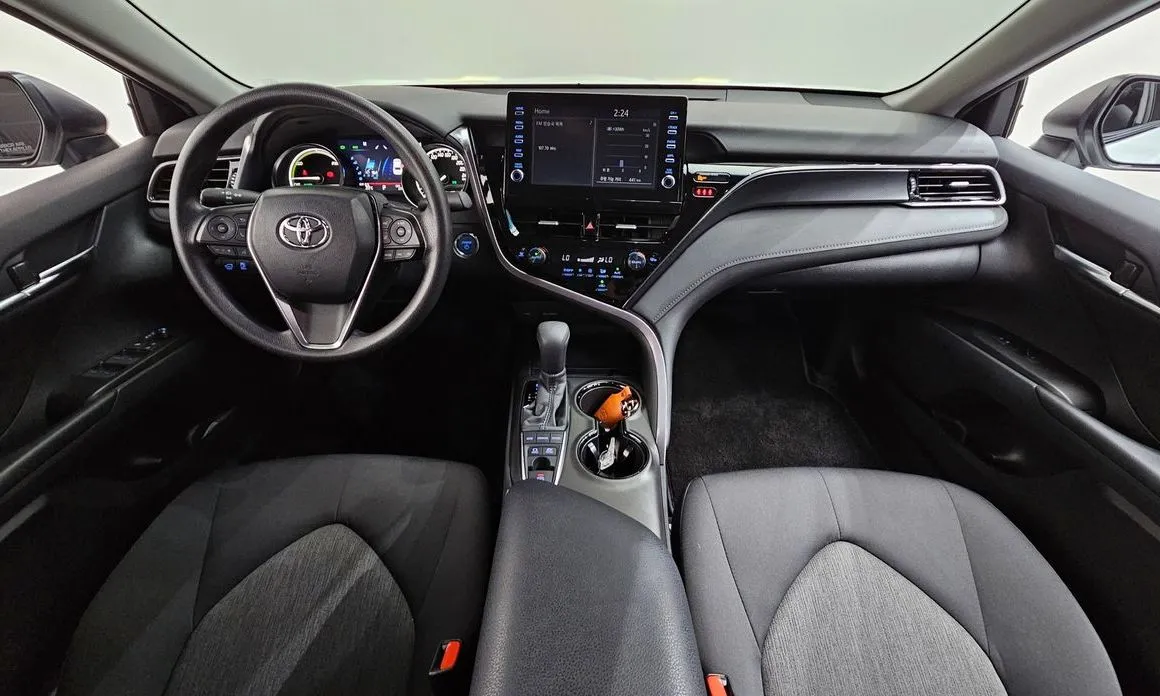 Toyota Camry 2024 из KR, фото 6