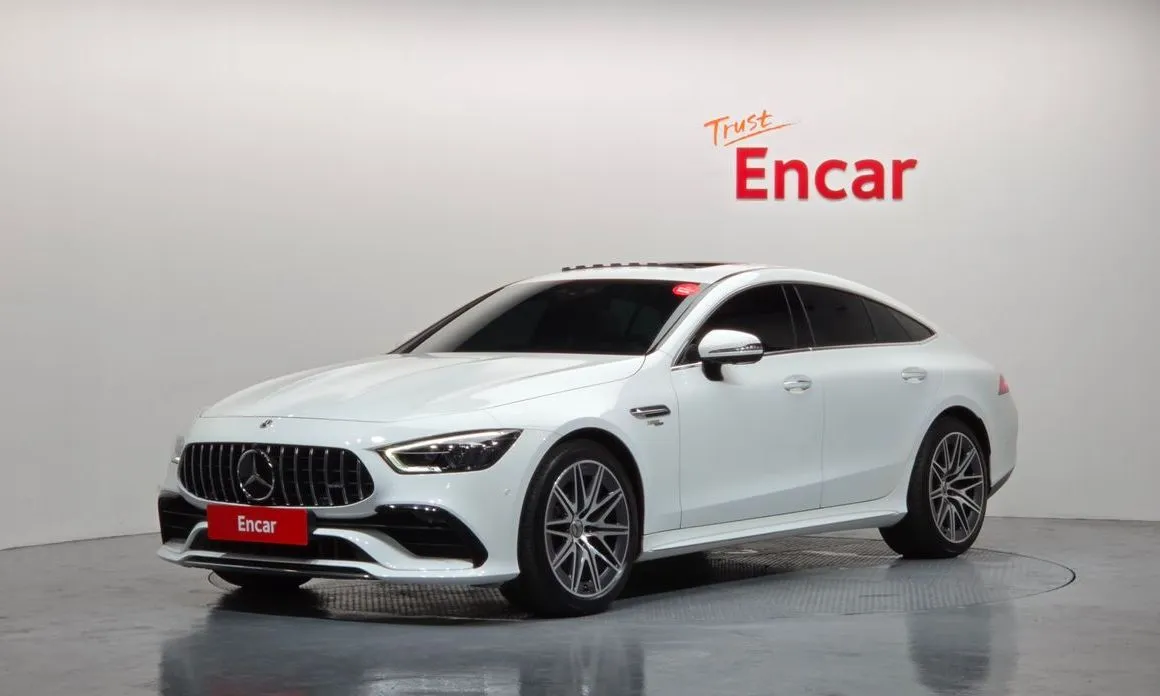 Mercedes-Benz AMG GT — фото 1