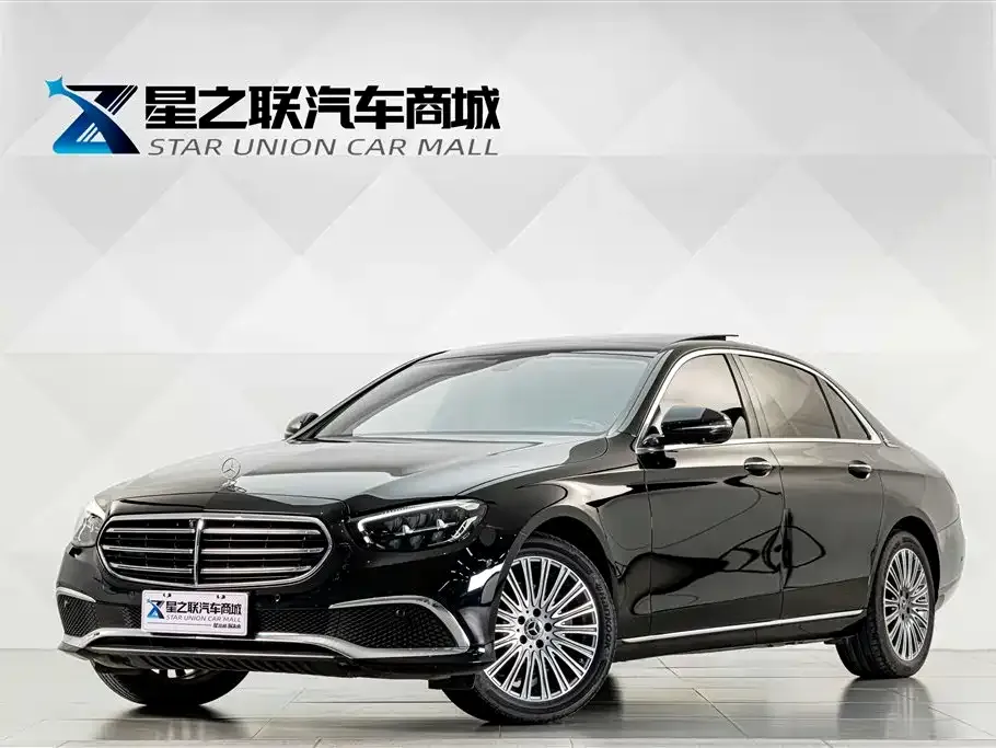 Mercedes-Benz E-Class — фото 1