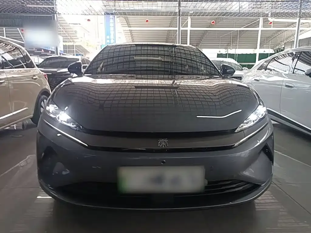 BYD Qin L — фото 10
