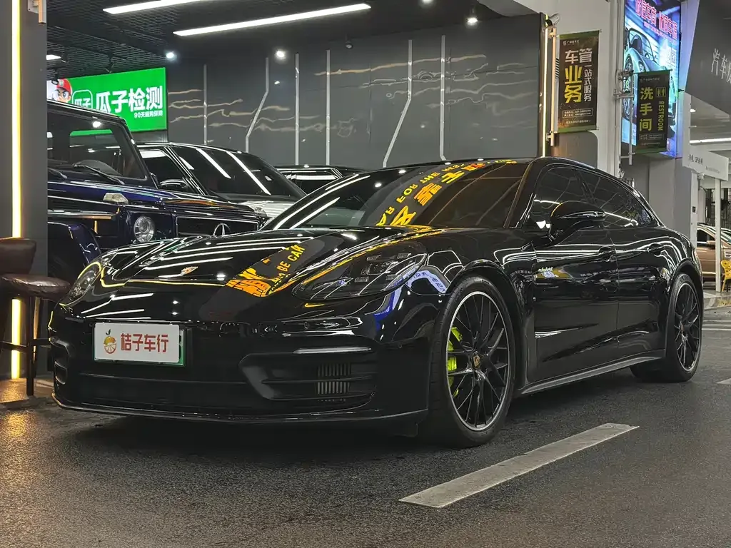 Porsche Panamera Hybrid — фото 1
