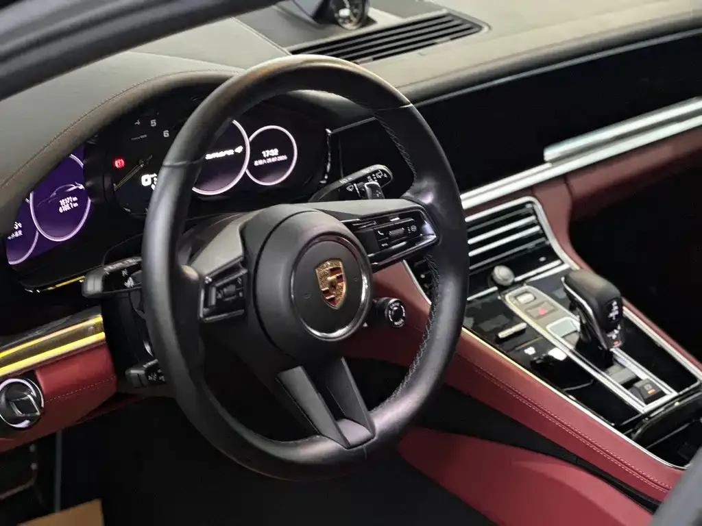 Porsche Panamera Hybrid — фото 3