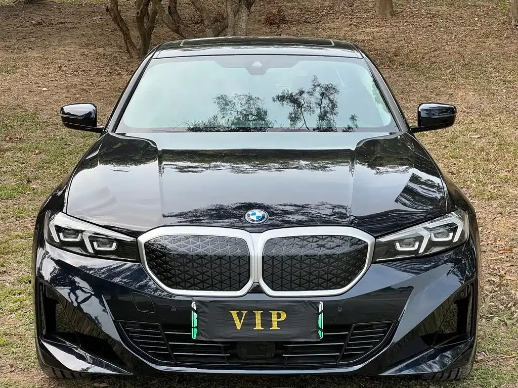 BMW i3 — фото 1