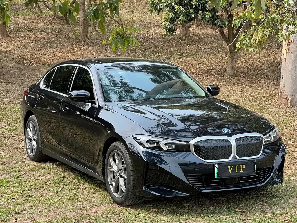 BMW i3 — фото 8