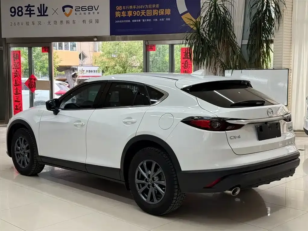 Mazda CX-4 — фото 2