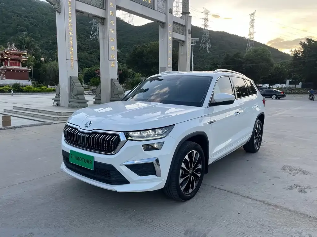 Skoda Kodiaq — фото 1