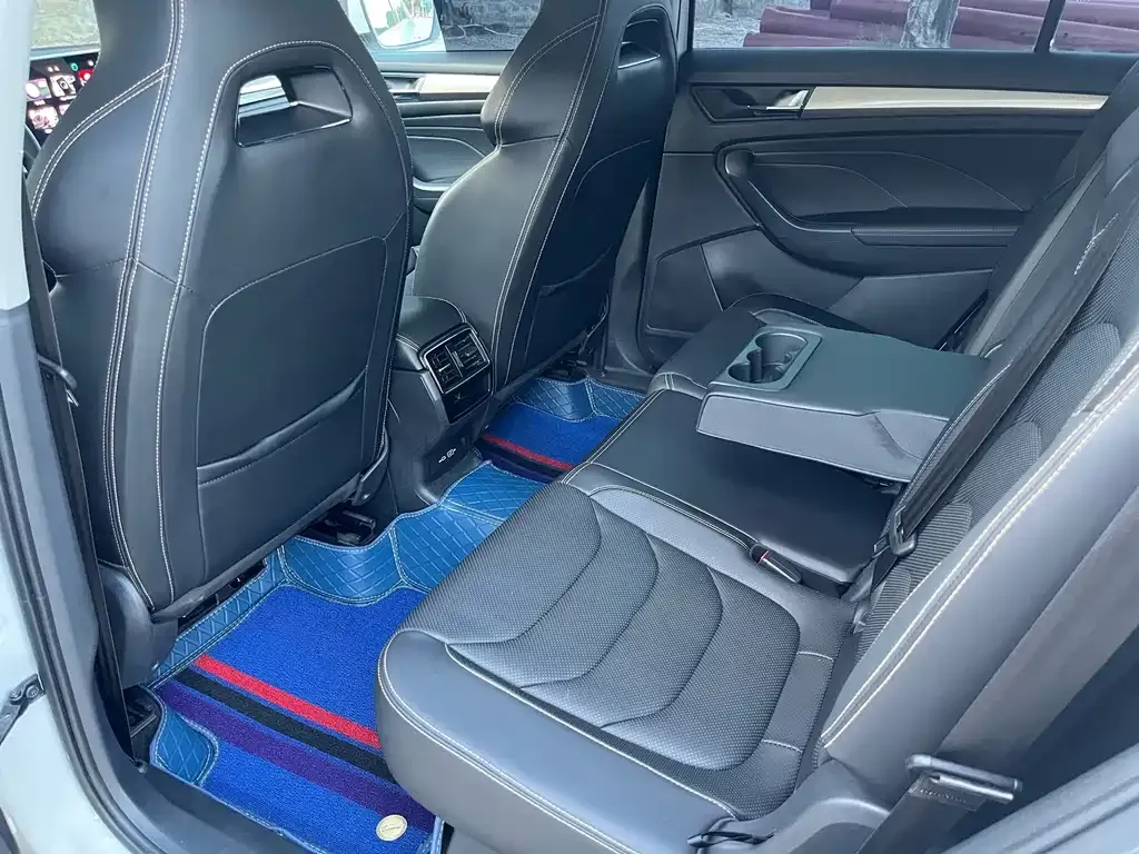 Skoda Kodiaq — фото 4