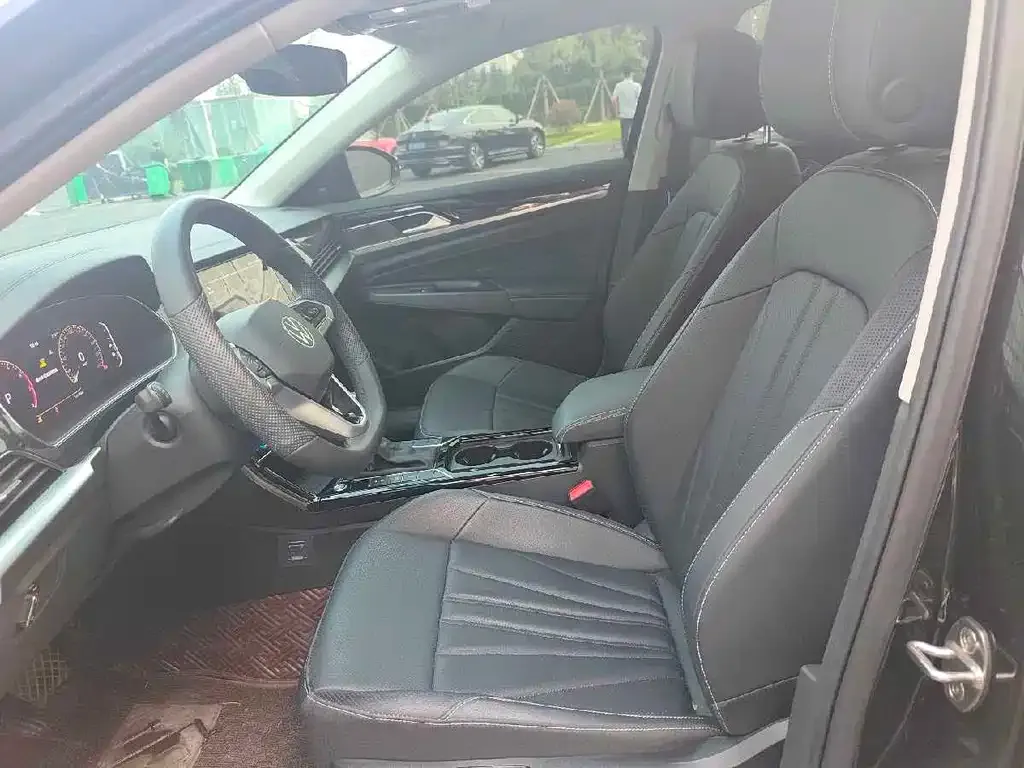 Volkswagen Passat — фото 2