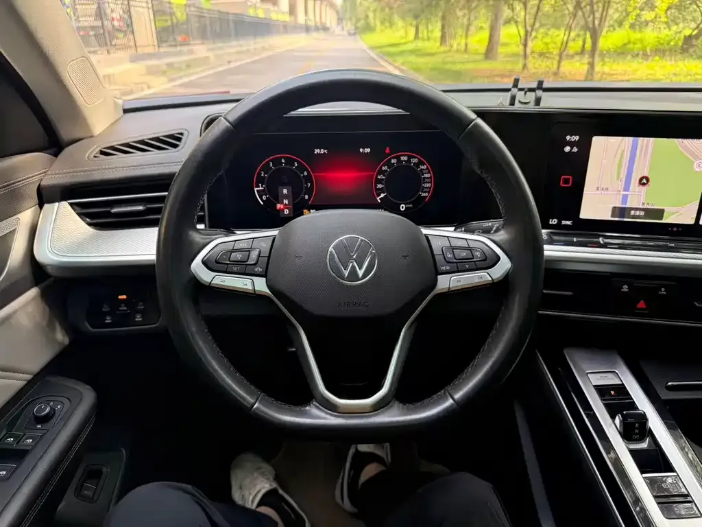 Volkswagen Tavendor 2023 из CN, фото 7