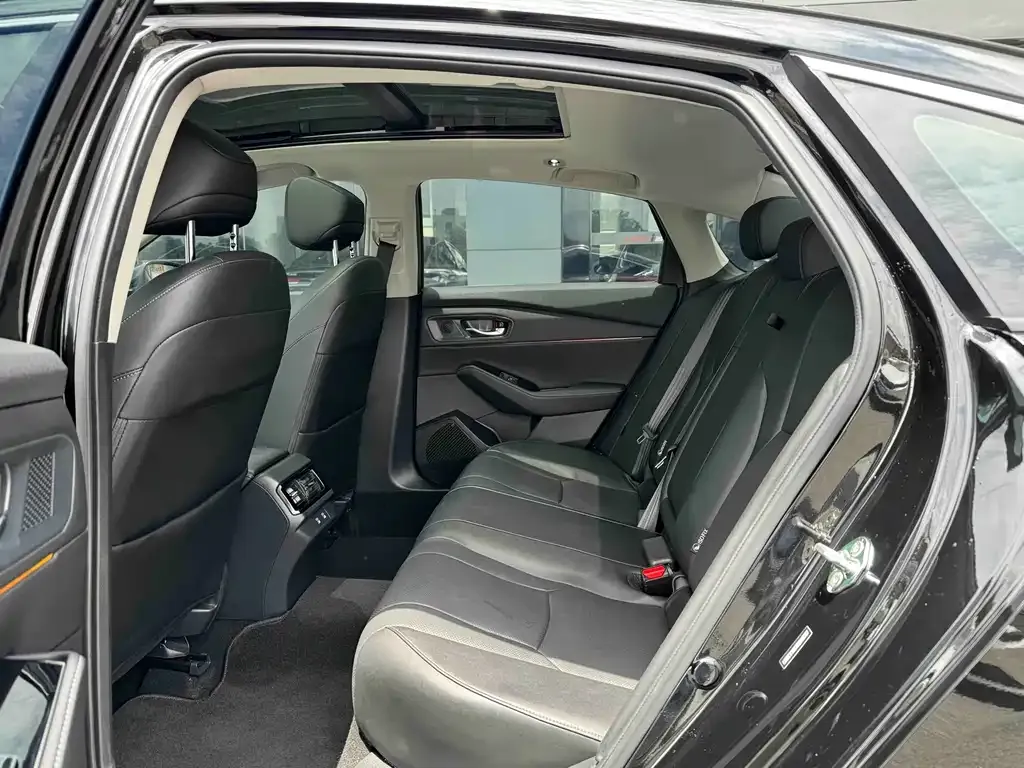 Honda Accord — фото 2