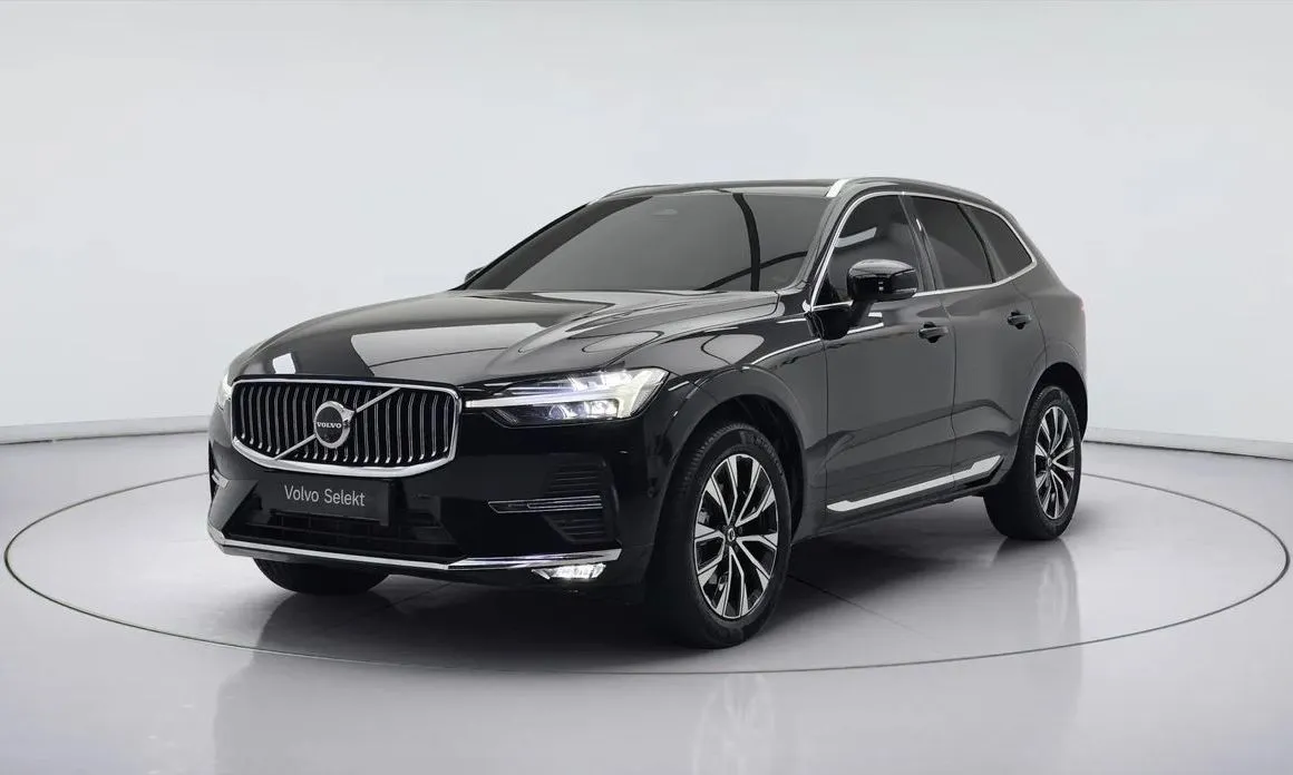 Volvo XC60 — фото 1