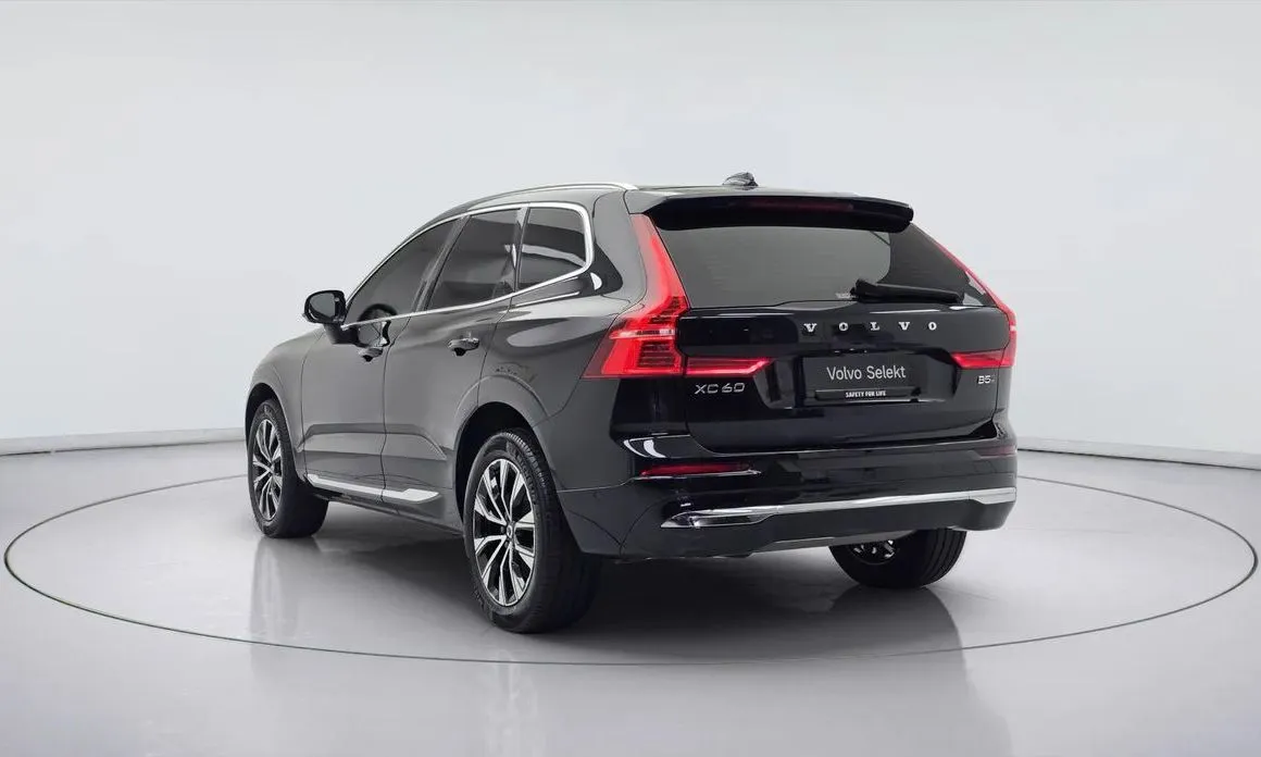 Volvo XC60 — фото 4