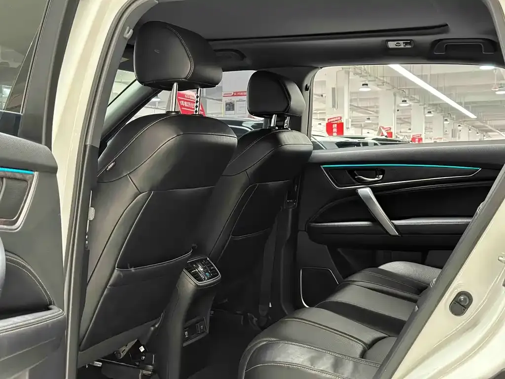 Honda UR-V 2023 из CN, фото 8