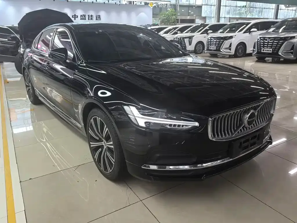 Volvo S90 — фото 7