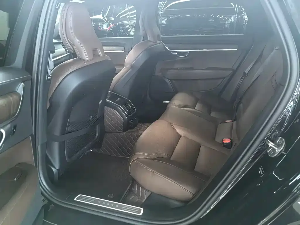 Volvo S90 — фото 2