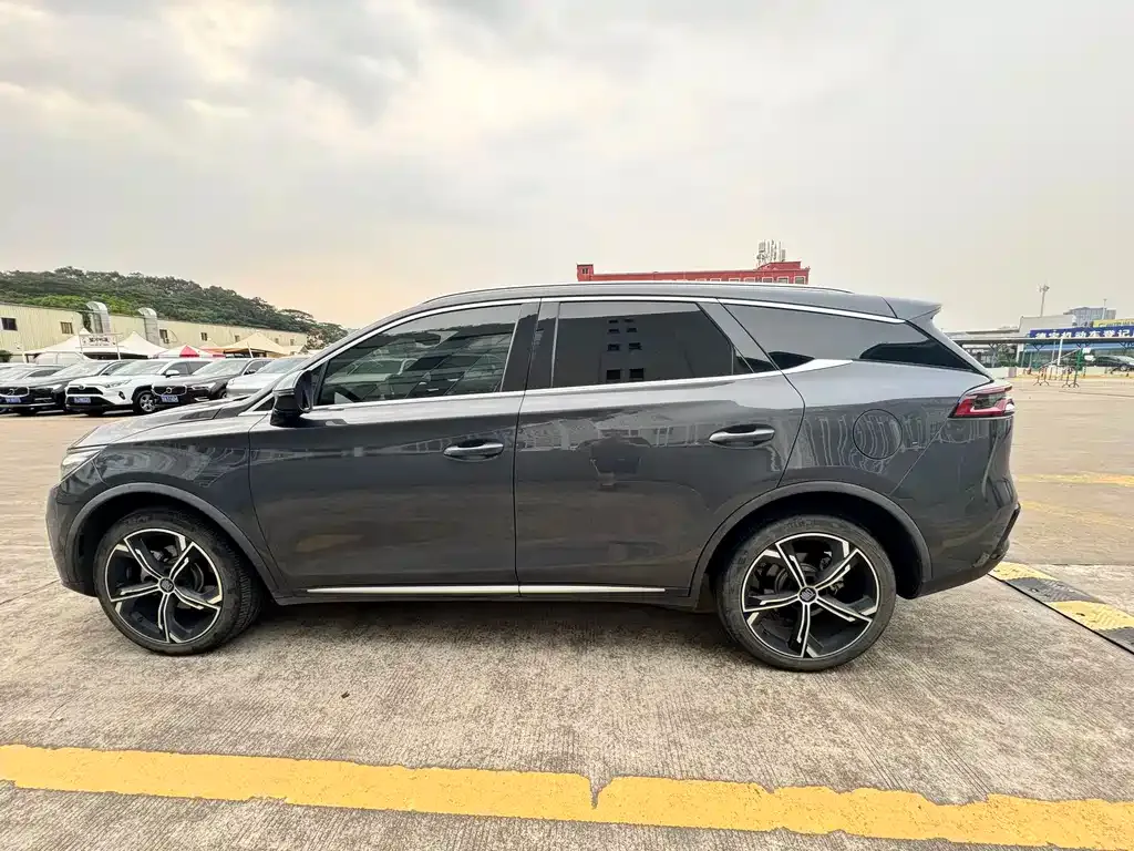 BYD Tang New Energy — фото 10