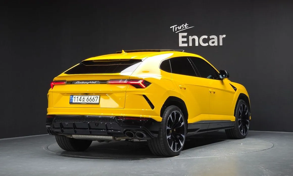 Lamborghini Urus 2021 из KR, фото 2