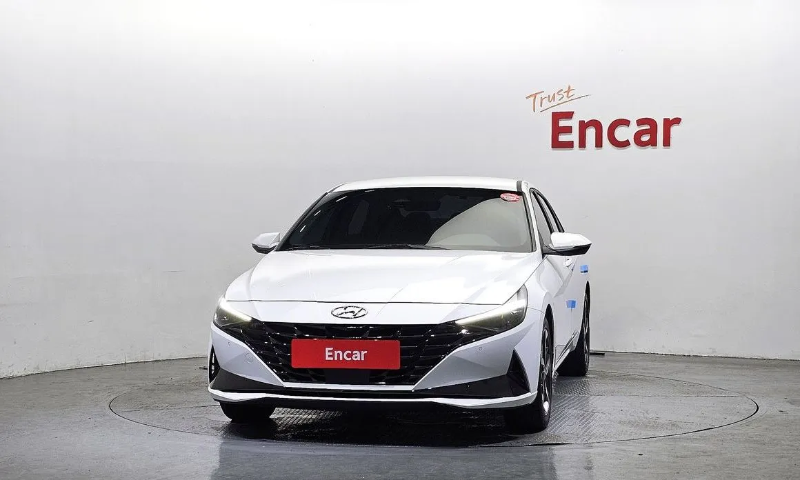 Hyundai AVANTE — фото 2