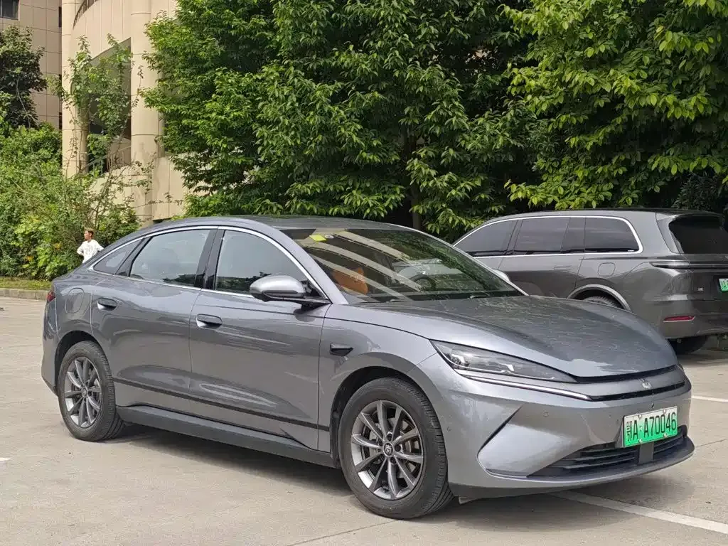 BYD Qin L — фото 8