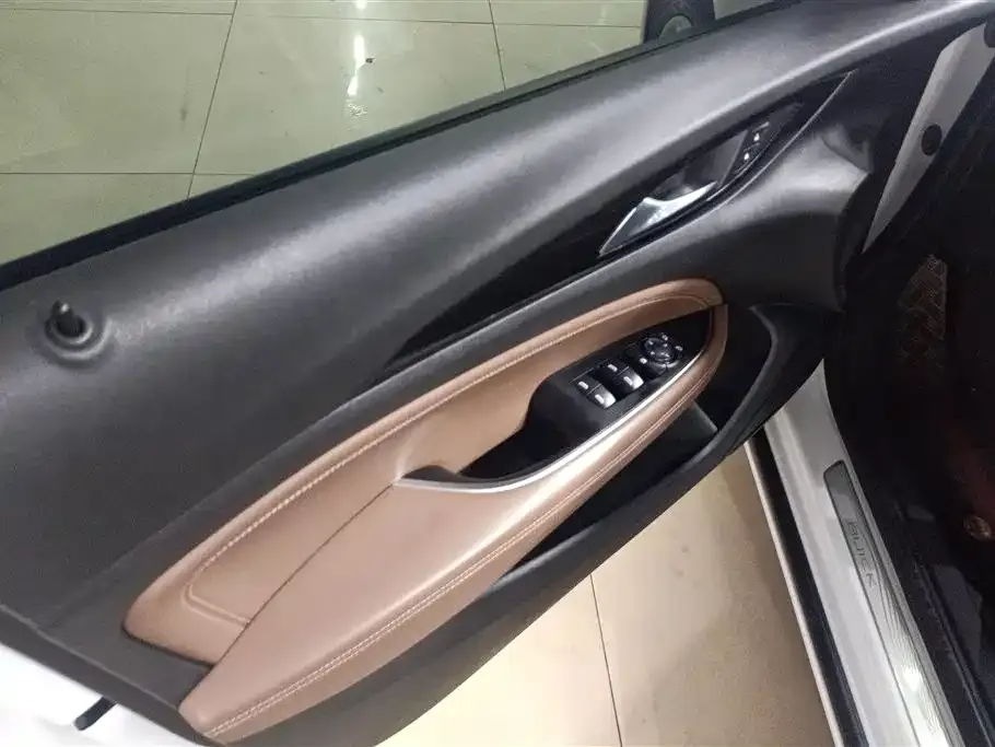 Buick Regal — фото 2