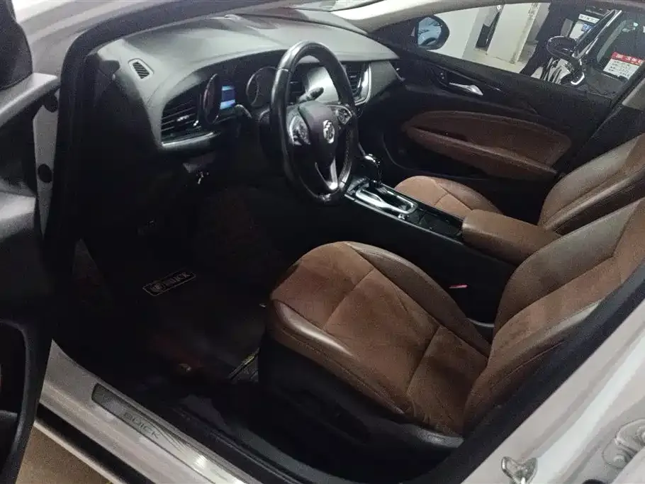 Buick Regal — фото 9