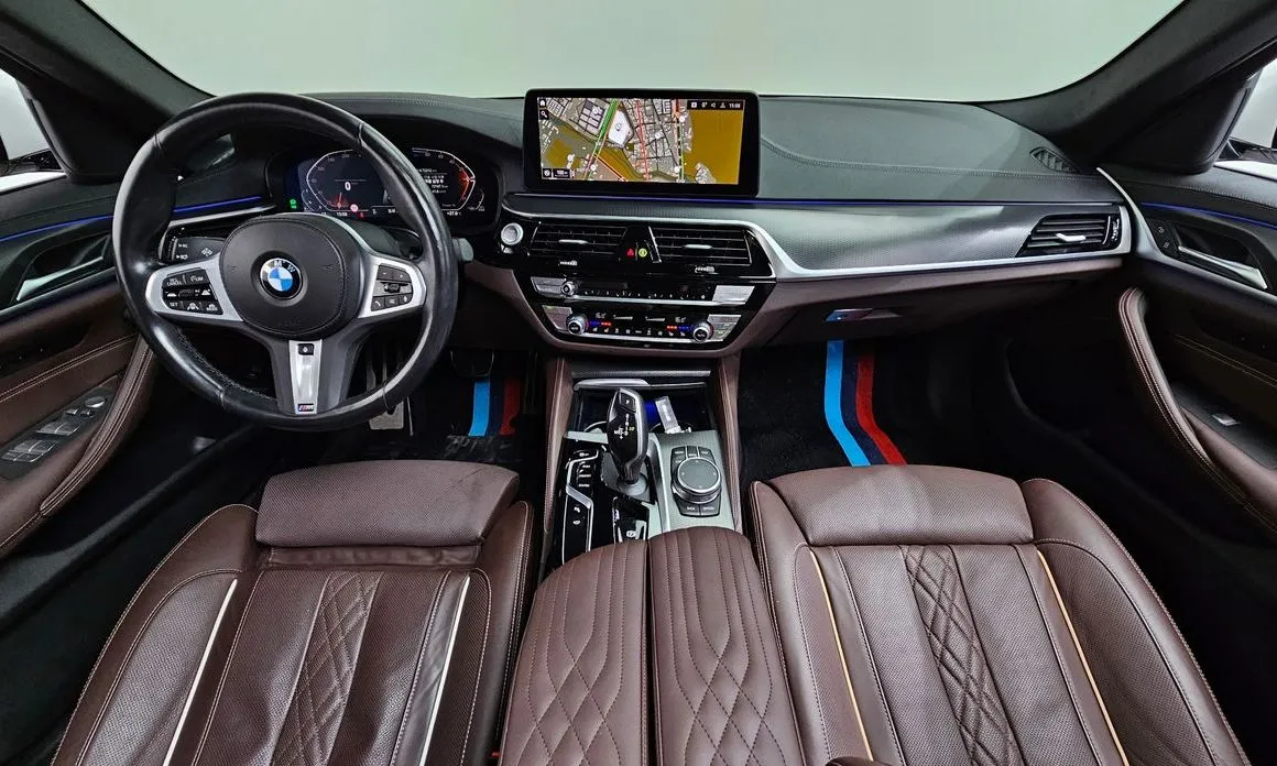 BMW 5-Series — фото 10