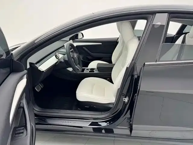 Tesla Model 3 — фото 6