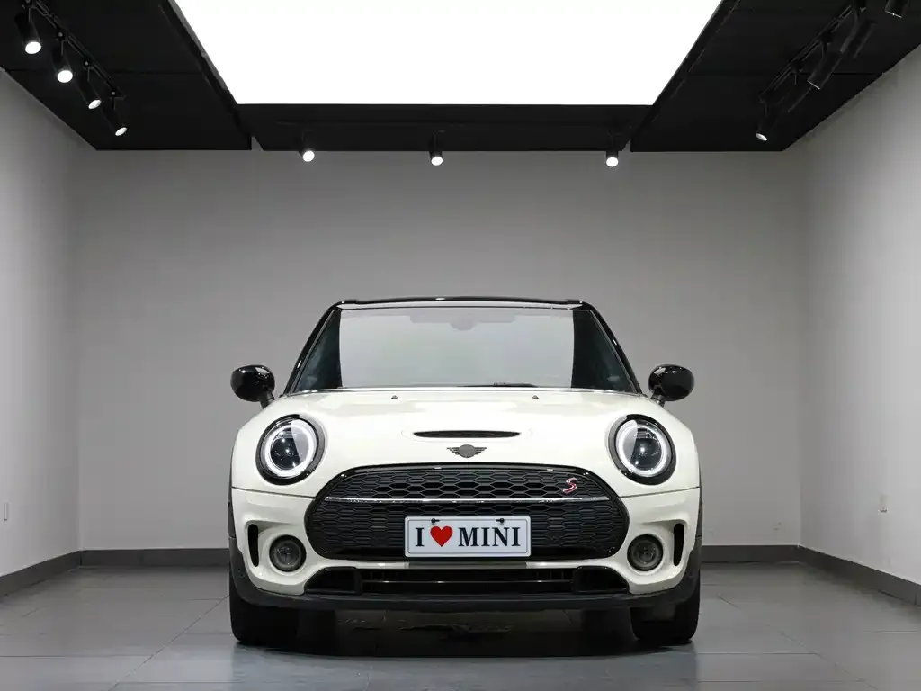 MINI Clubman — фото 5