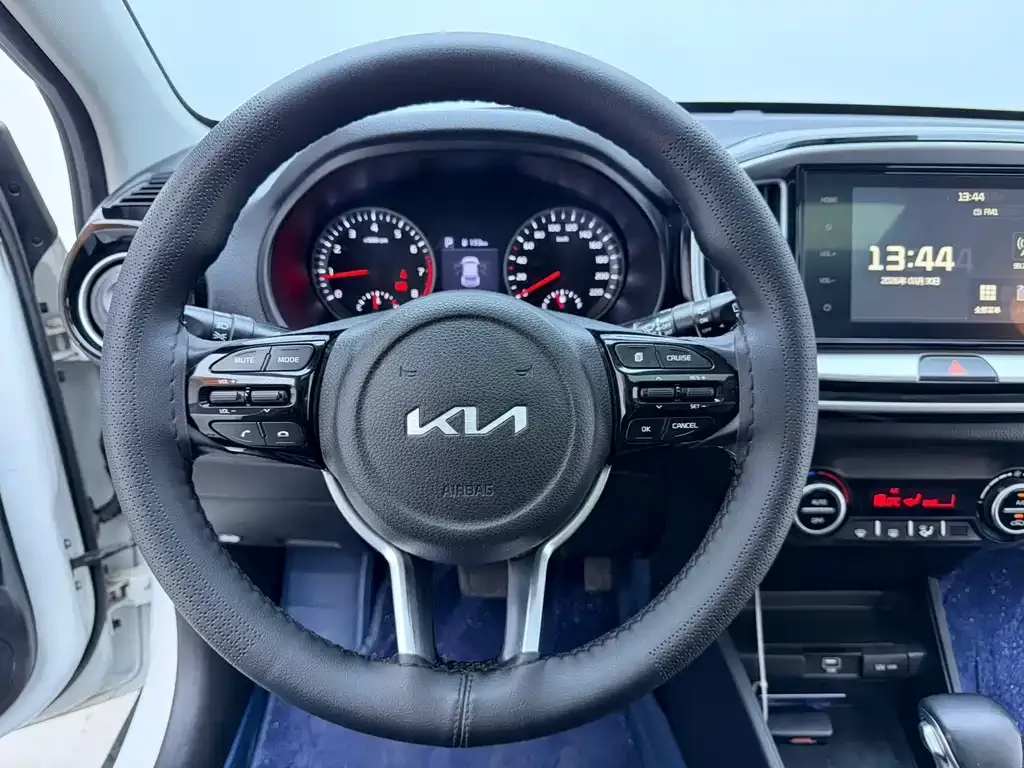 Kia KX1 — фото 9