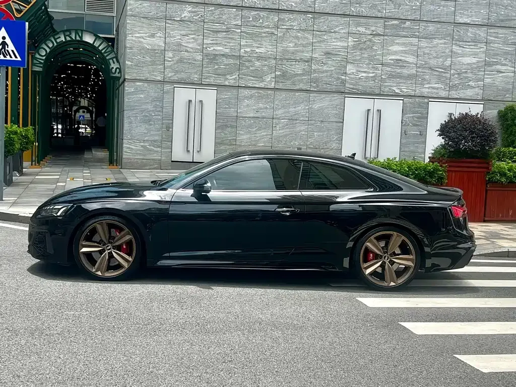 Audi RS 5 — фото 9