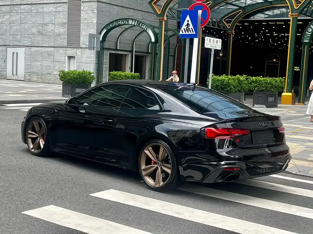 Audi RS 5 — фото 7