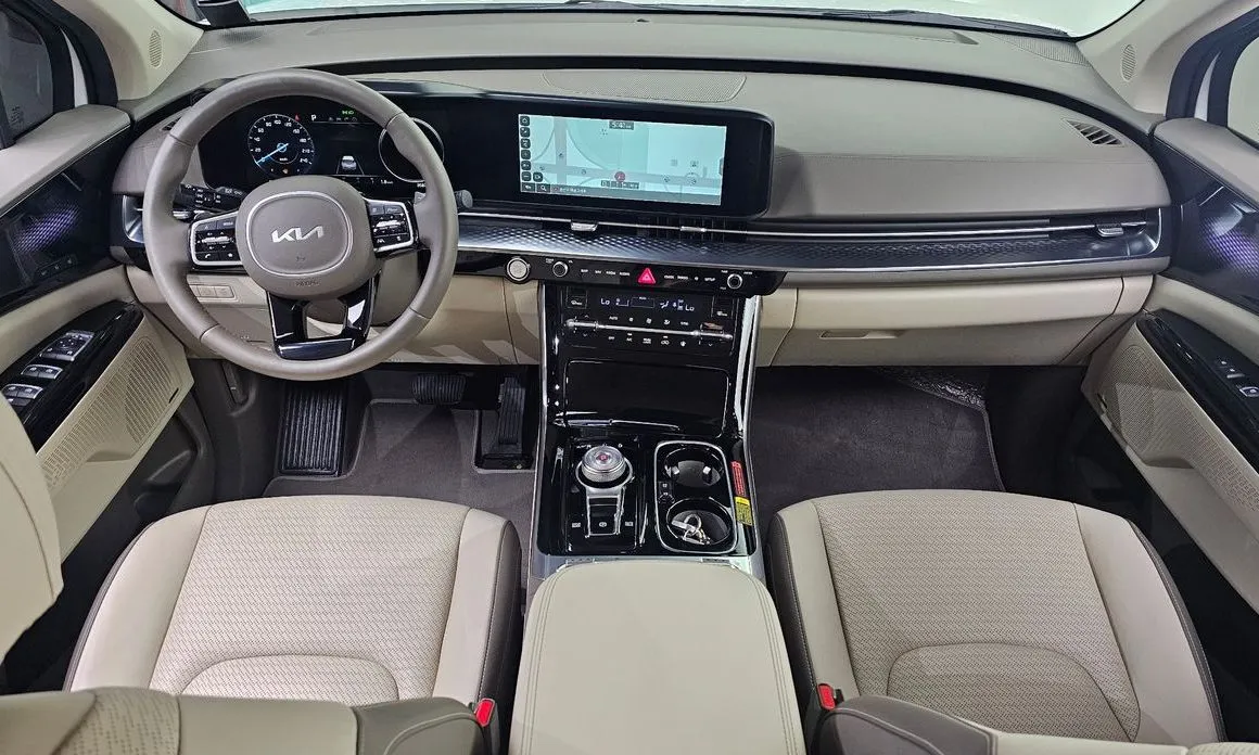 Kia Carnival — фото 9