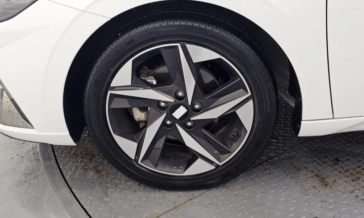 Hyundai AVANTE — фото 7