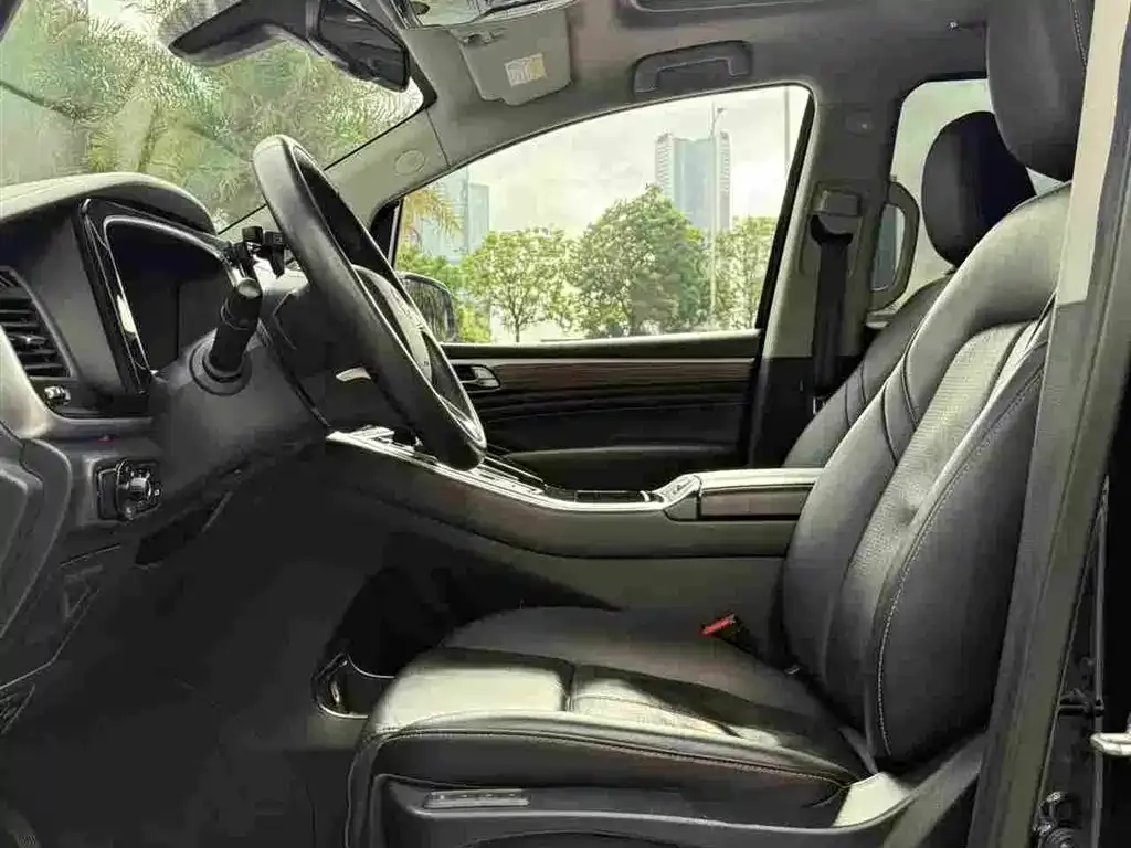 GAC Motor Trumpchi M8 — фото 4