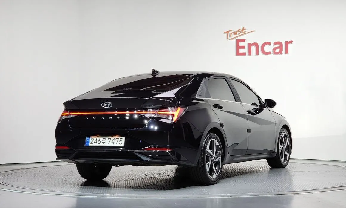 Hyundai AVANTE — фото 3