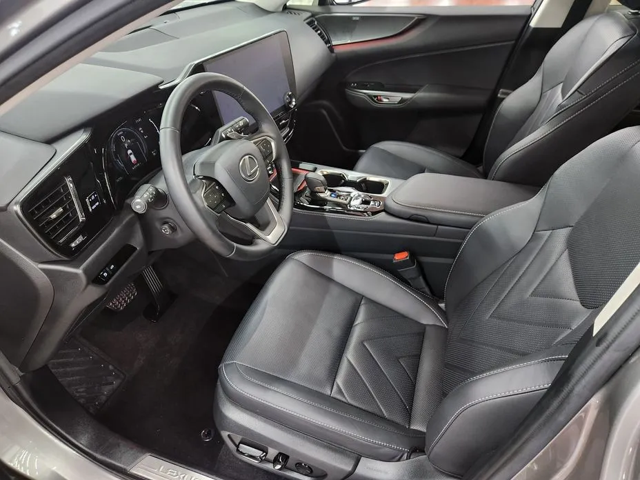 Lexus NX 2025 из KR, фото 5