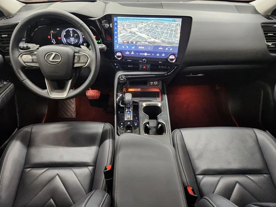 Lexus NX 2025 из KR, фото 8