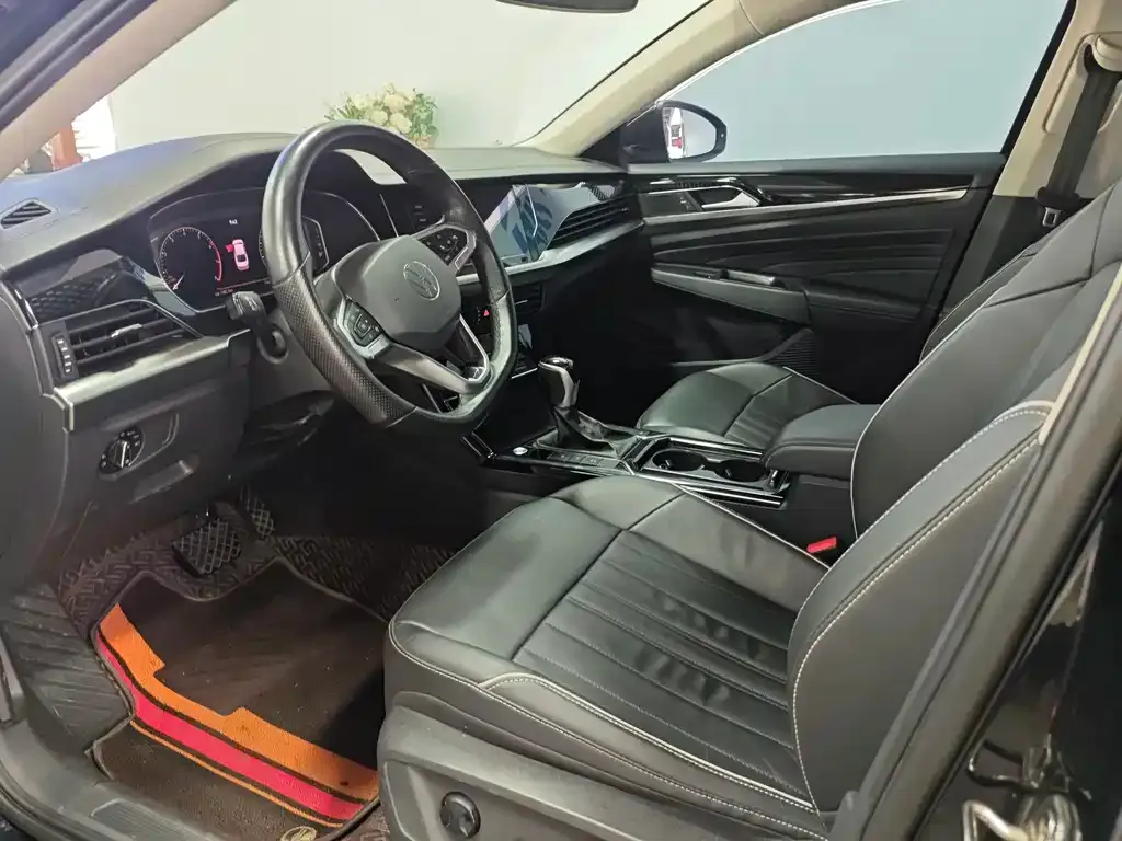 Volkswagen Passat — фото 7