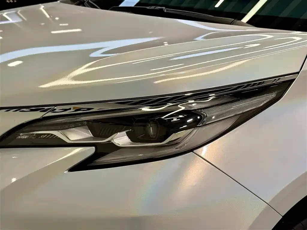 Toyota Sienna — фото 6