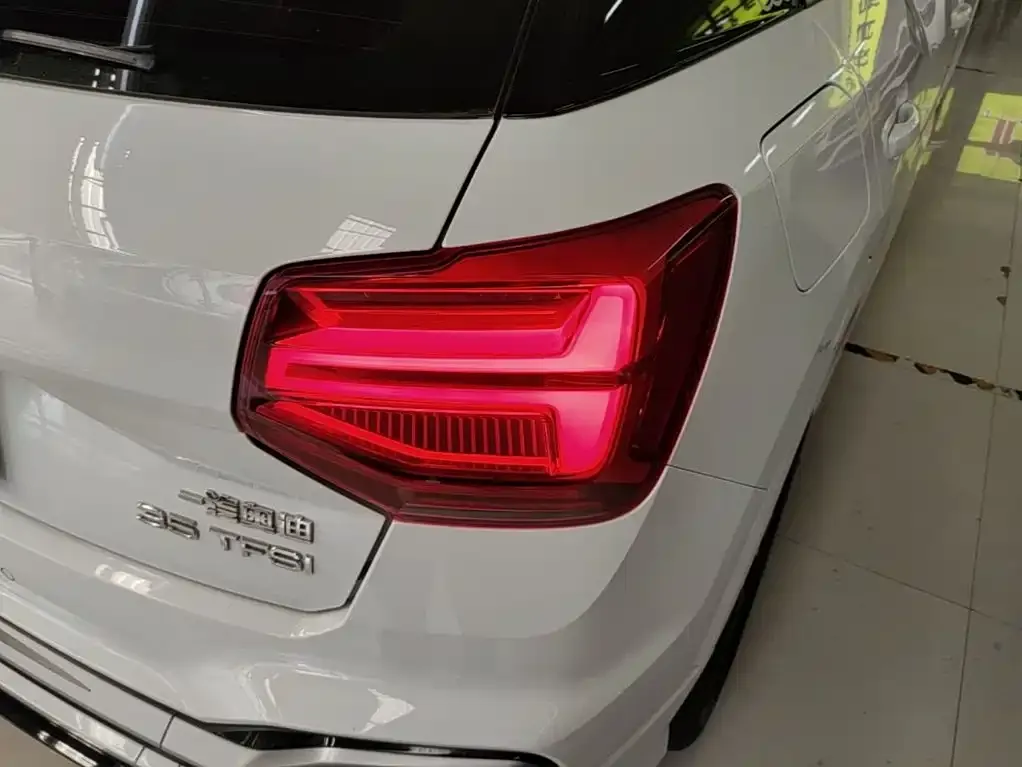 Audi Q2L 2022 из CN, фото 3