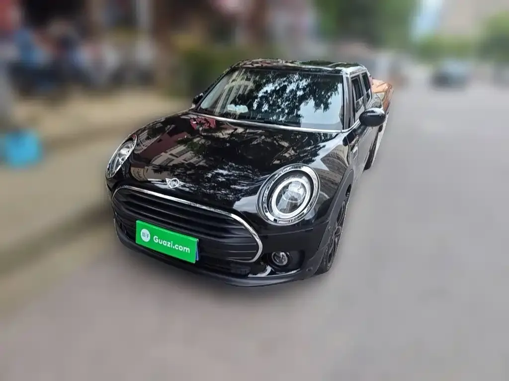 MINI Clubman — фото 2