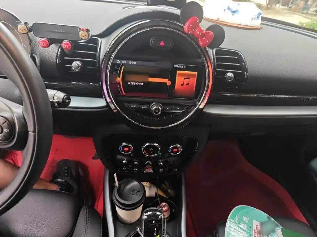 MINI Clubman — фото 6