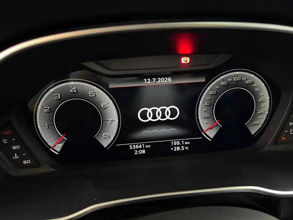 Audi Q3 — фото 2