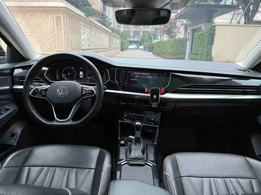 Volkswagen Passat — фото 5